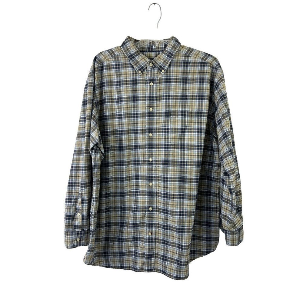 Cremieux Men's Plaid Long Sleeve Buttoned Shirt